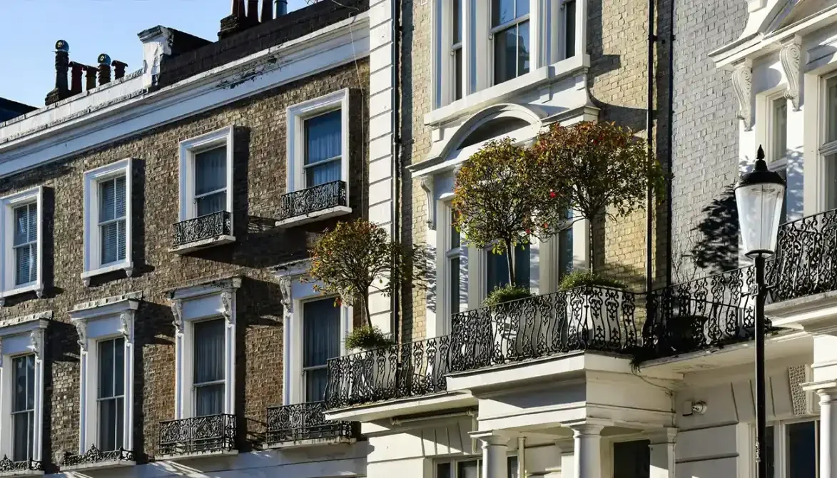 New Build or Period Property in London: Which Is More Profitable? 2026 Investment Analysis