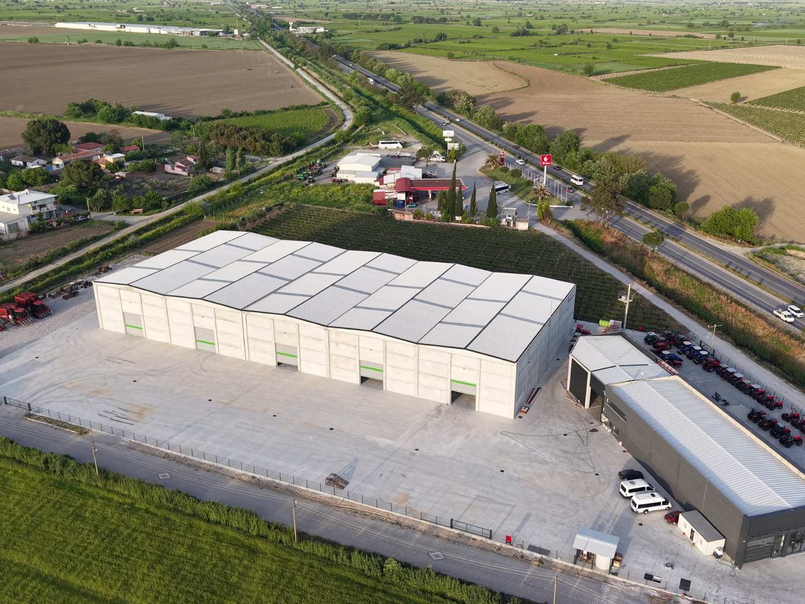 4,000 m² Warehouse / Factory / Manufacturing Facility for Rent in Manisa